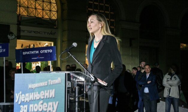 “A Szerb Haladó Pártot egy bűnszervezetekkel összejátszó csoportként éljük meg”