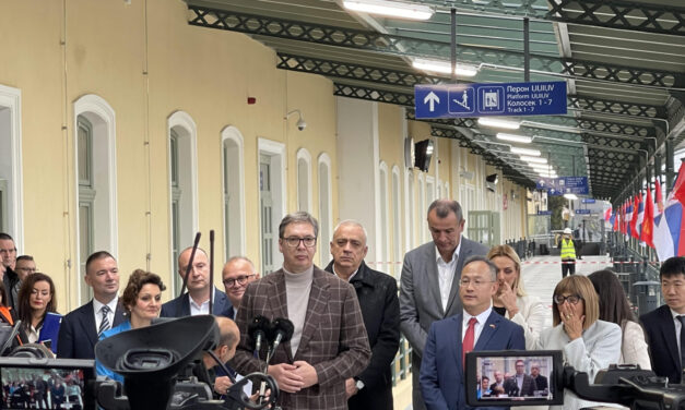 Színjáték a vonaton